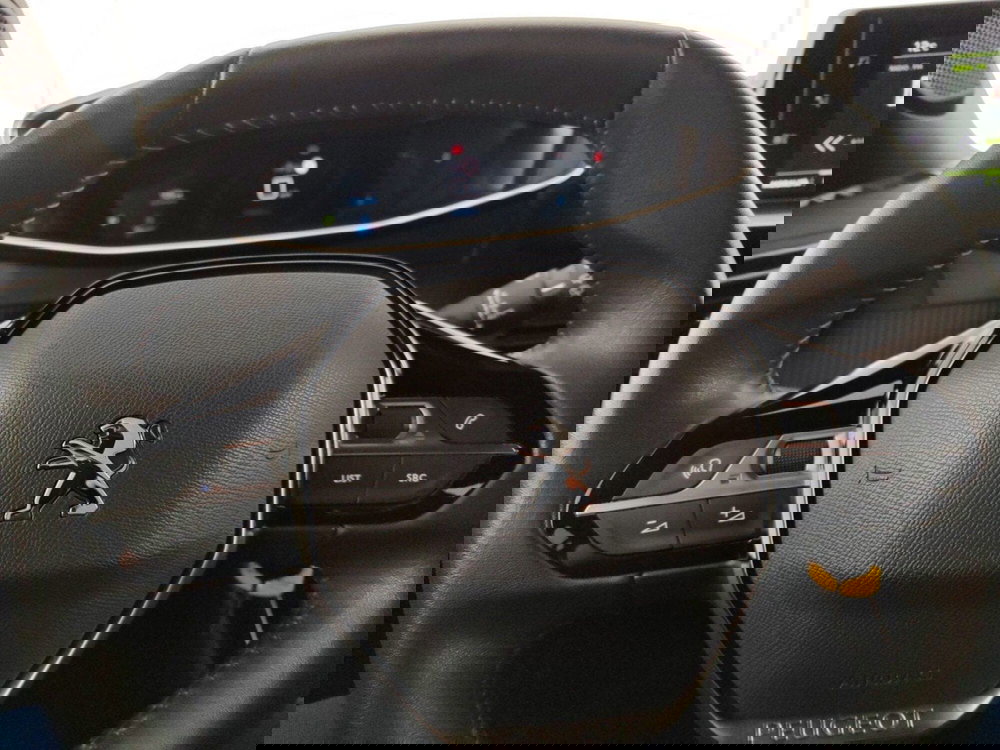 Peugeot 2008 usata a Massa-Carrara (13)