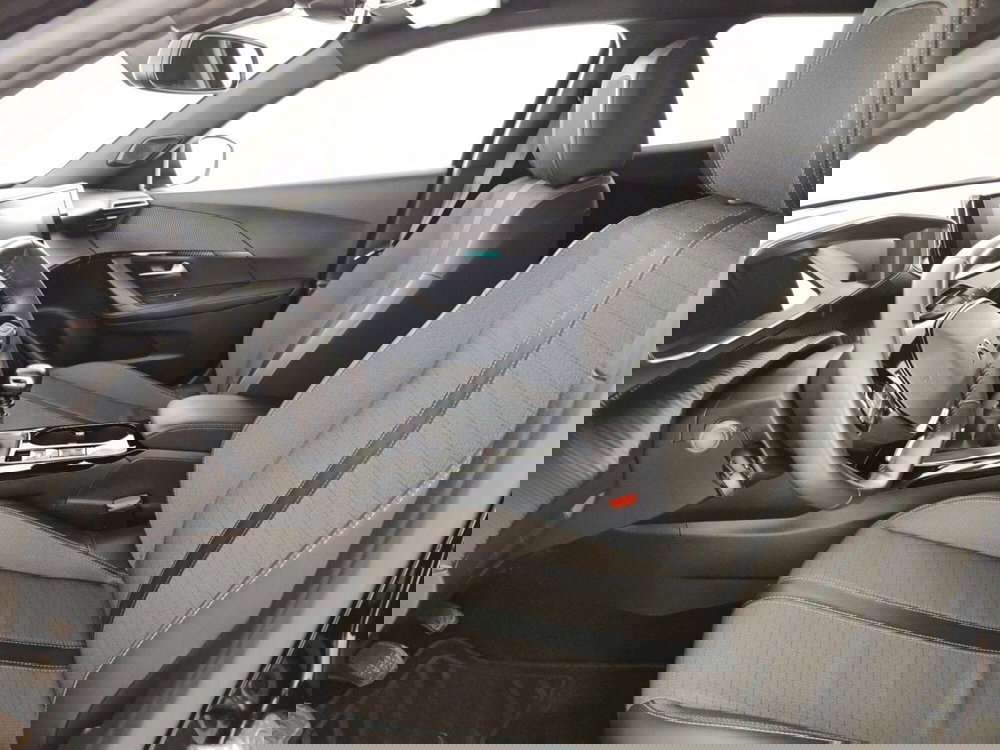 Peugeot 2008 usata a Massa-Carrara (7)