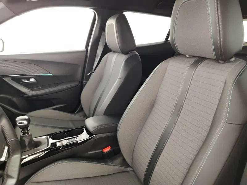 Peugeot 2008 usata a Massa-Carrara (9)