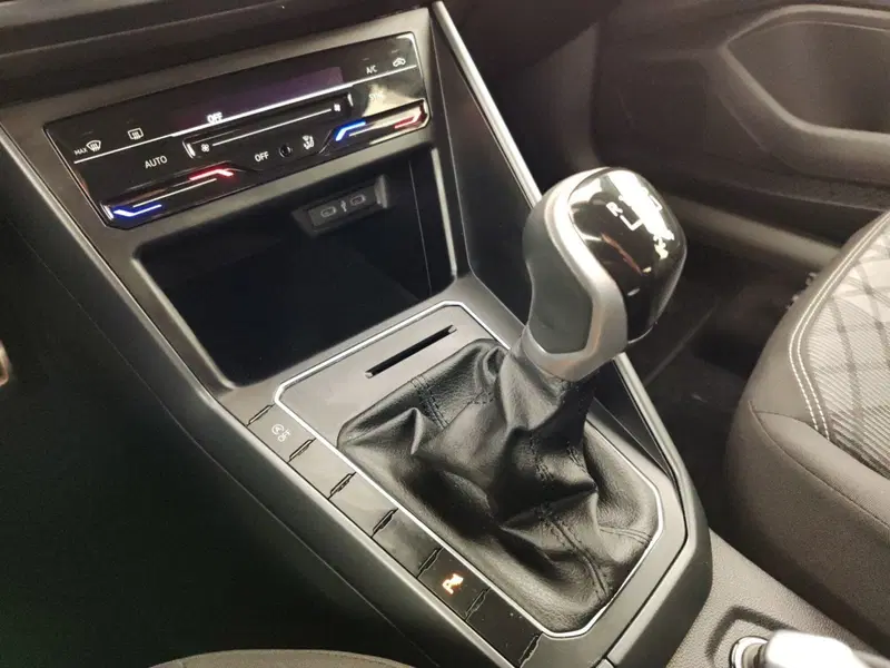 Volkswagen Polo usata a Massa-Carrara (11)