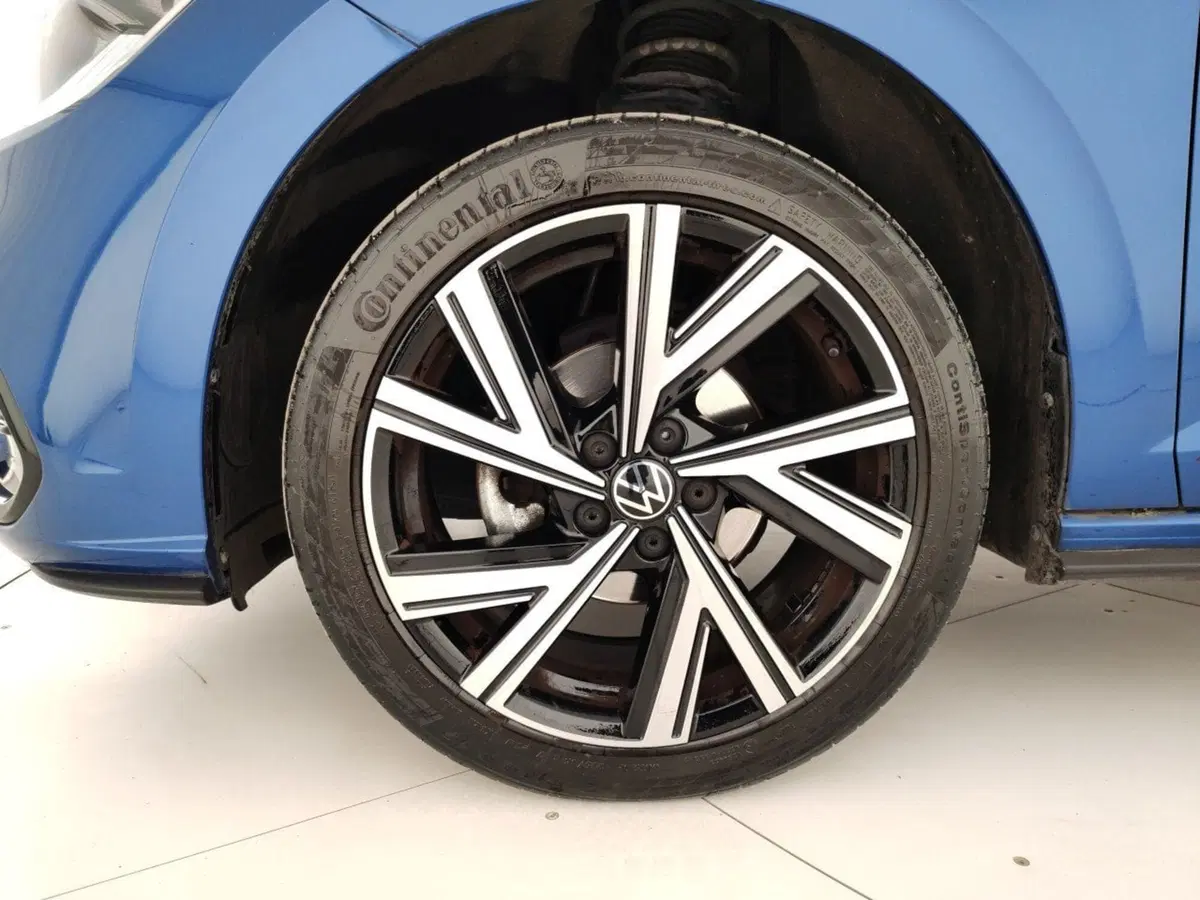 Volkswagen Polo usata a Massa-Carrara (6)