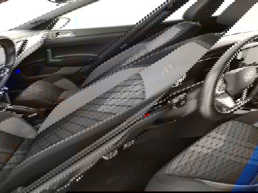 Volkswagen Polo usata a Massa-Carrara (7)