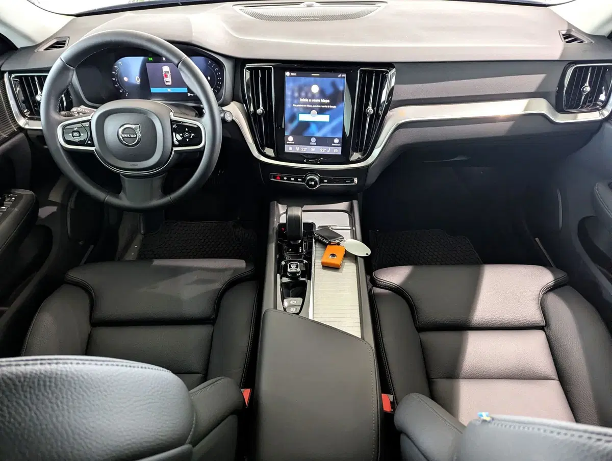 Volvo V60 nuova a Pescara (4)