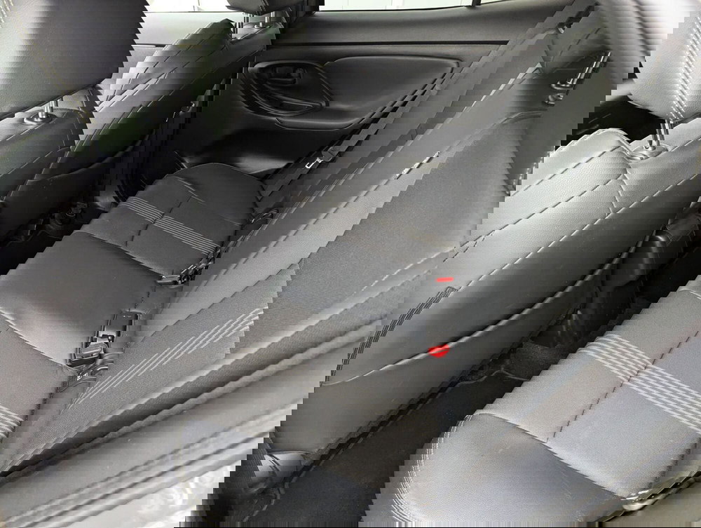 Toyota Yaris Cross usata a Pescara (8)