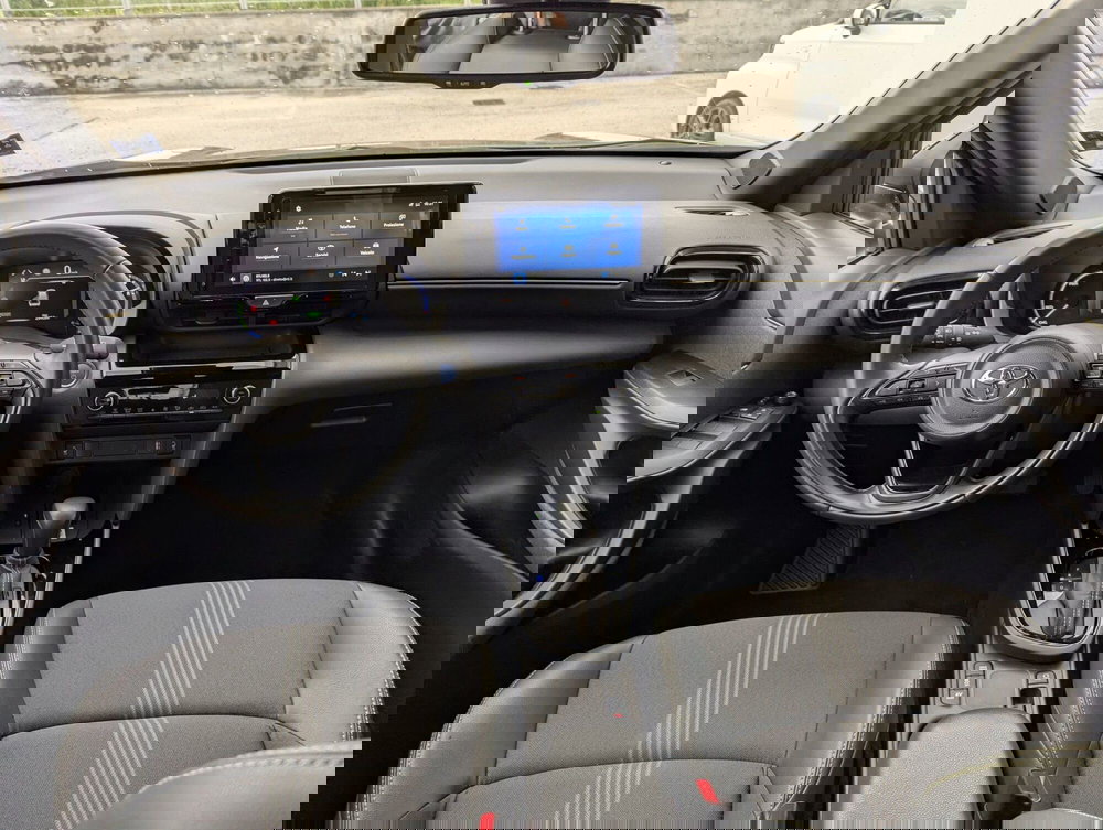 Toyota Yaris Cross usata a Pescara (9)