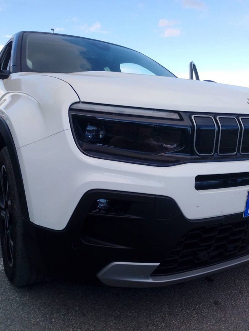 Jeep Avenger usata a Salerno (10)