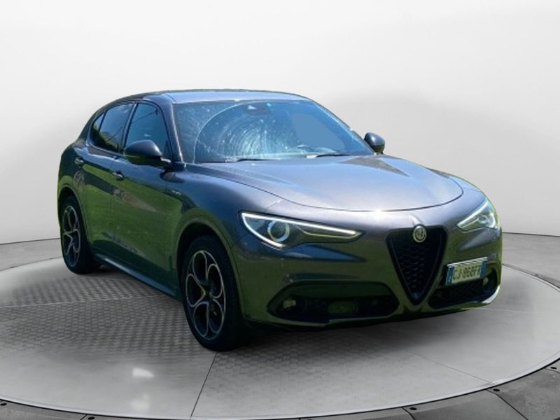 Alfa Romeo Stelvio usata a Salerno (2)
