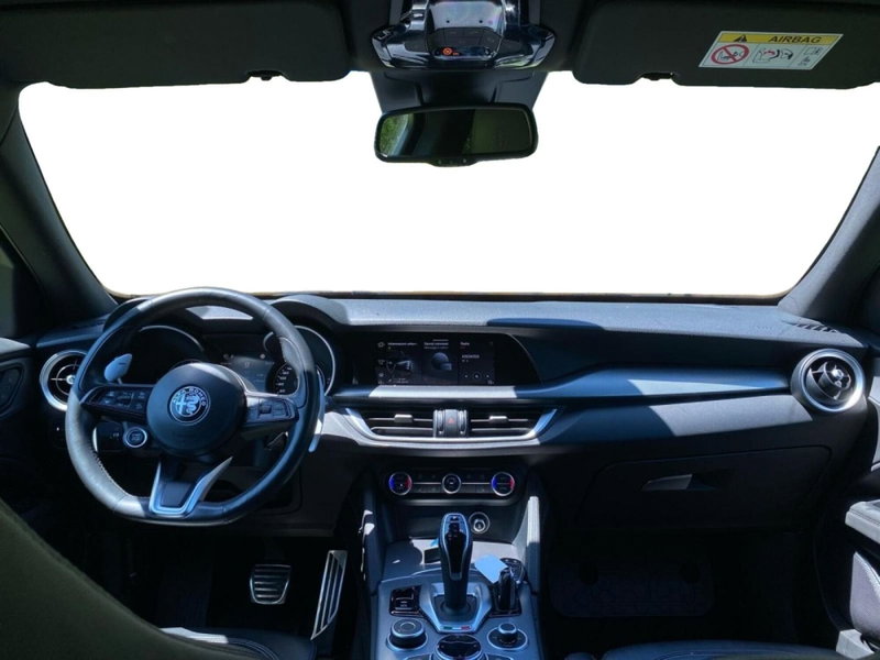 Alfa Romeo Stelvio usata a Salerno (5)