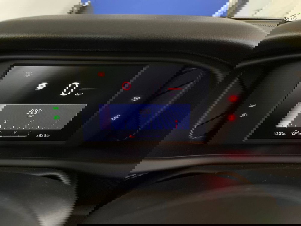 Jeep Avenger usata a Prato (13)