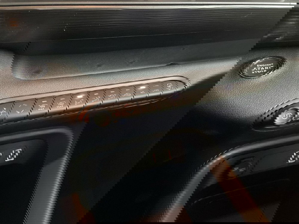 Jeep Avenger usata a Prato (15)