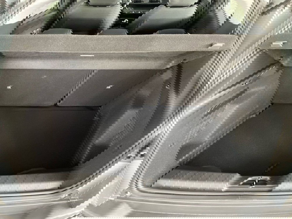 Jeep Avenger usata a Prato (8)