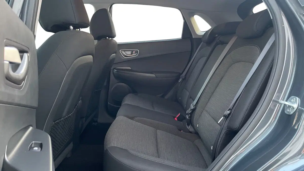 Hyundai Kona usata a Varese (13)