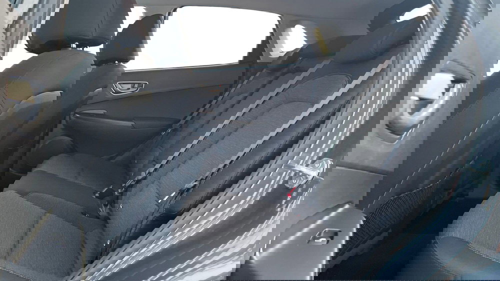 Hyundai Kona usata a Varese (13)