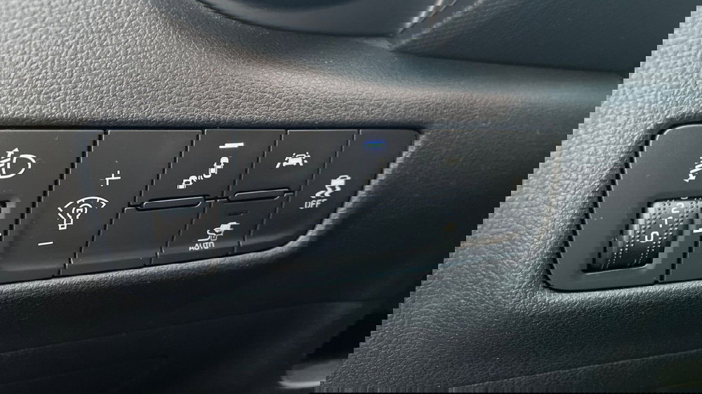 Hyundai Kona usata a Varese (14)