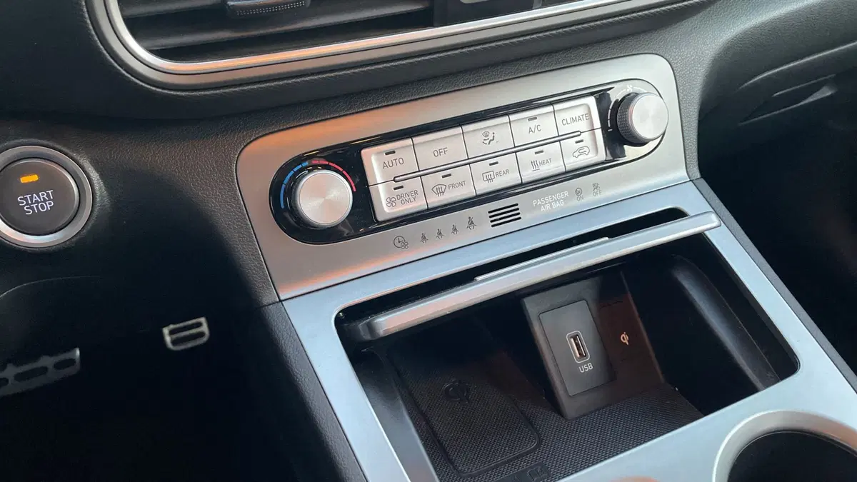 Hyundai Kona usata a Varese (7)