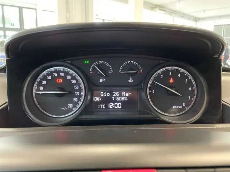 Lancia Ypsilon usata a Pistoia (13)