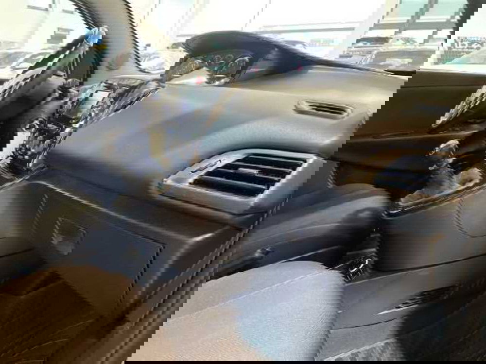 Lancia Ypsilon usata a Pistoia (20)