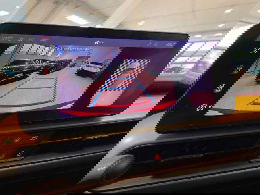 Jeep Avenger usata a Pistoia (18)