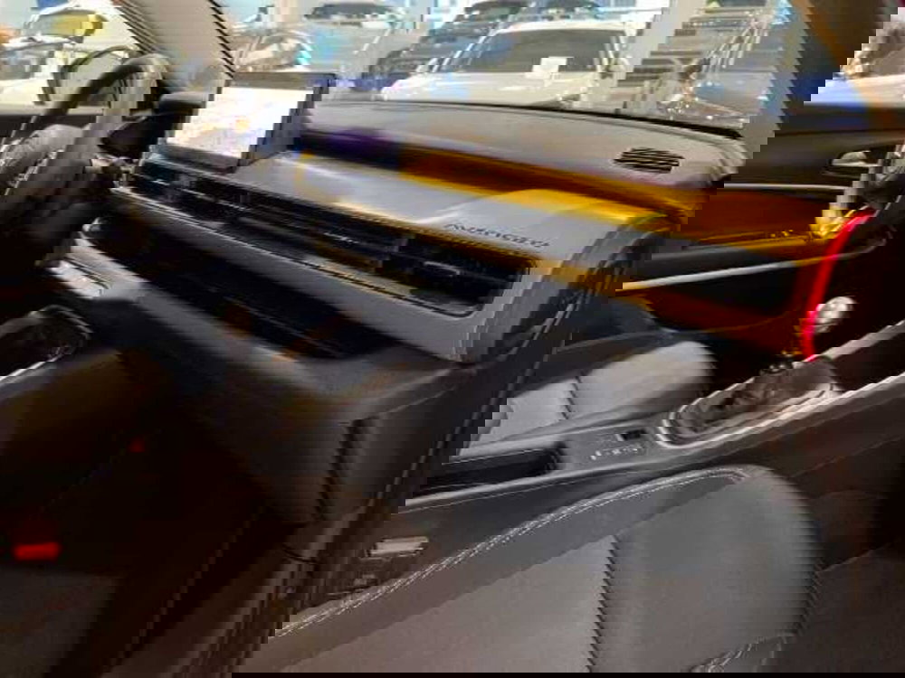 Jeep Avenger usata a Pistoia (19)