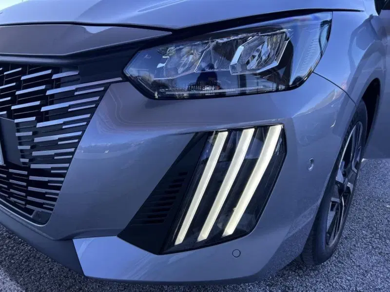 Peugeot 208 usata a Cuneo (5)