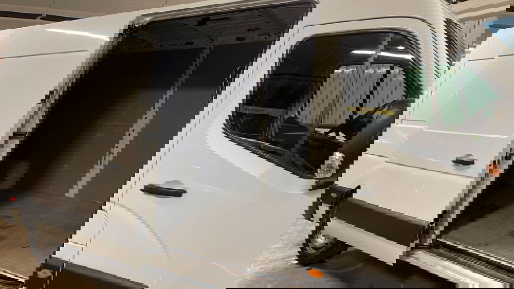 Renault Master Furgone usata a Varese (9)