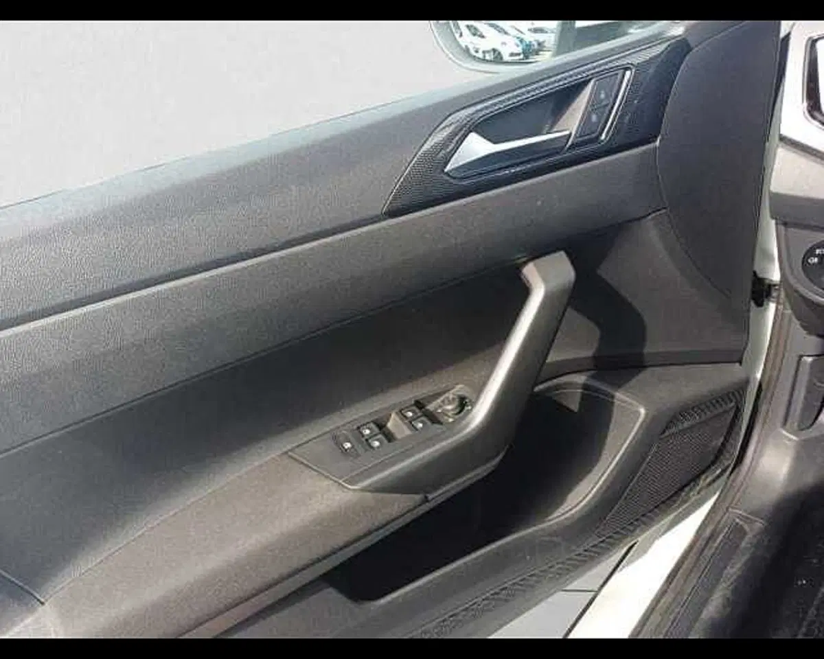 Volkswagen Taigo usata a Venezia (18)