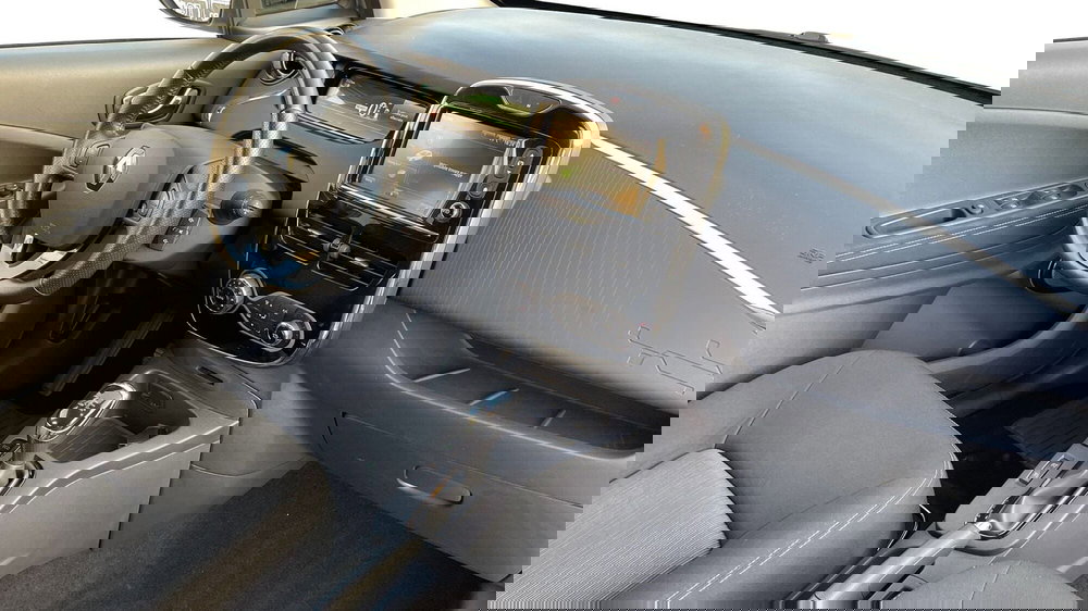 Renault Zoe usata a Varese (5)
