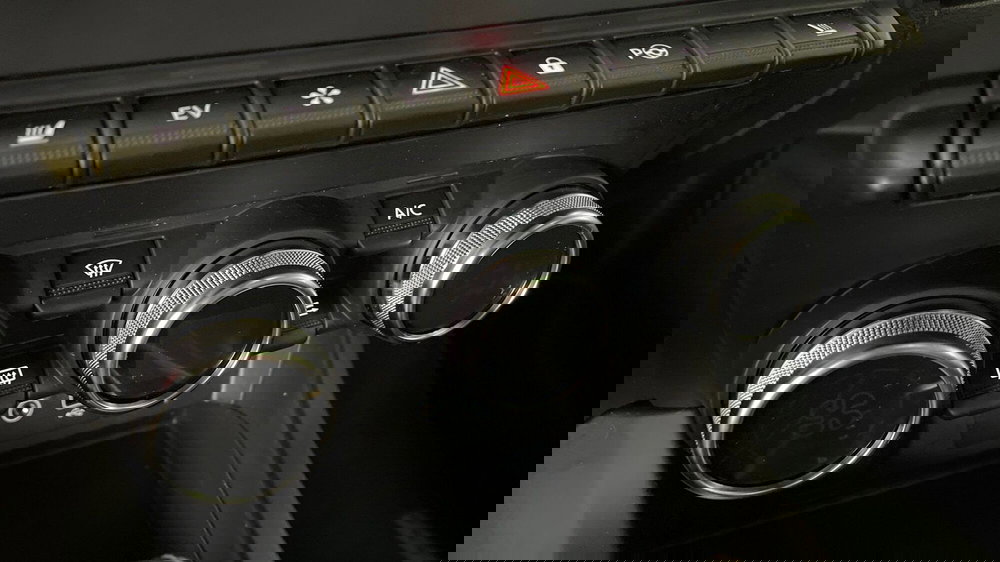 Renault Arkana usata a Varese (5)