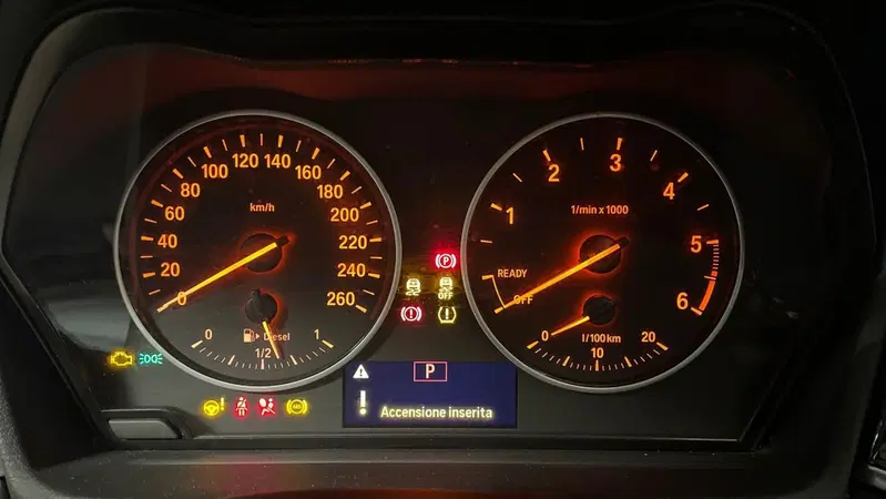 BMW X1 usata a Varese (10)