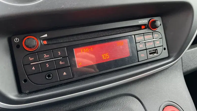 Renault Kangoo usata a Varese (11)