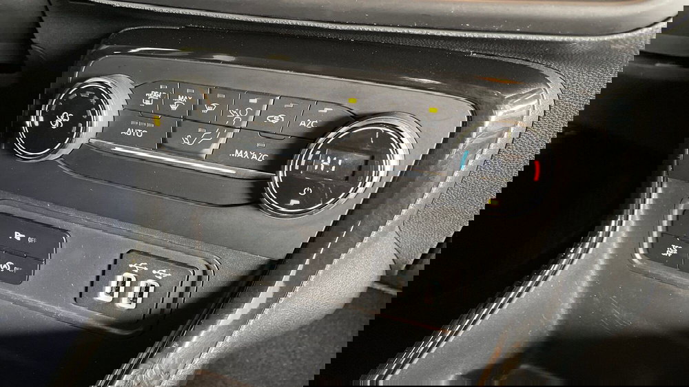 Ford EcoSport usata a Varese (10)