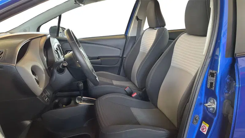 Toyota Yaris usata a Varese (11)