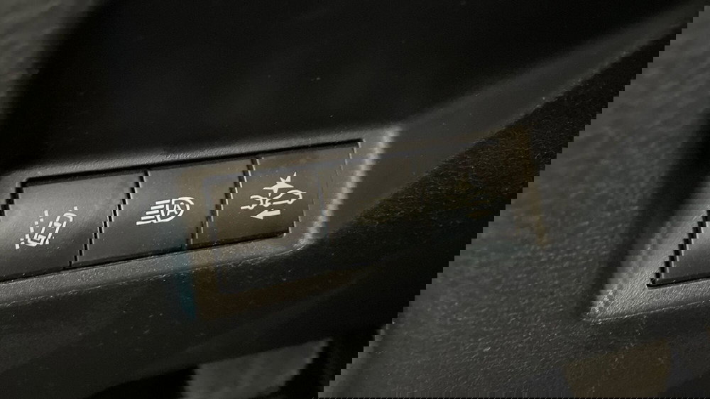 Toyota Yaris usata a Varese (14)