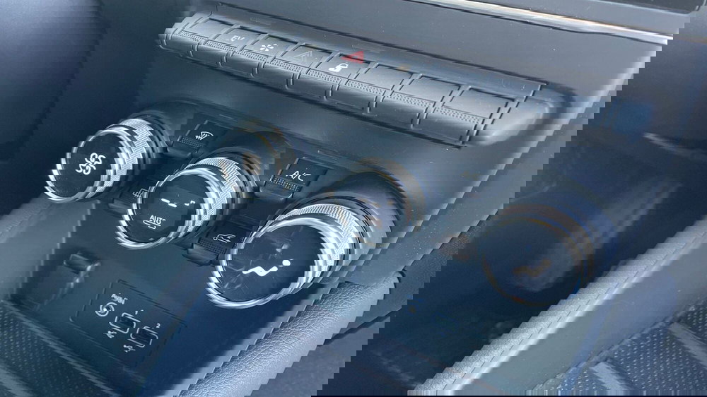 Renault Captur usata a Varese (11)