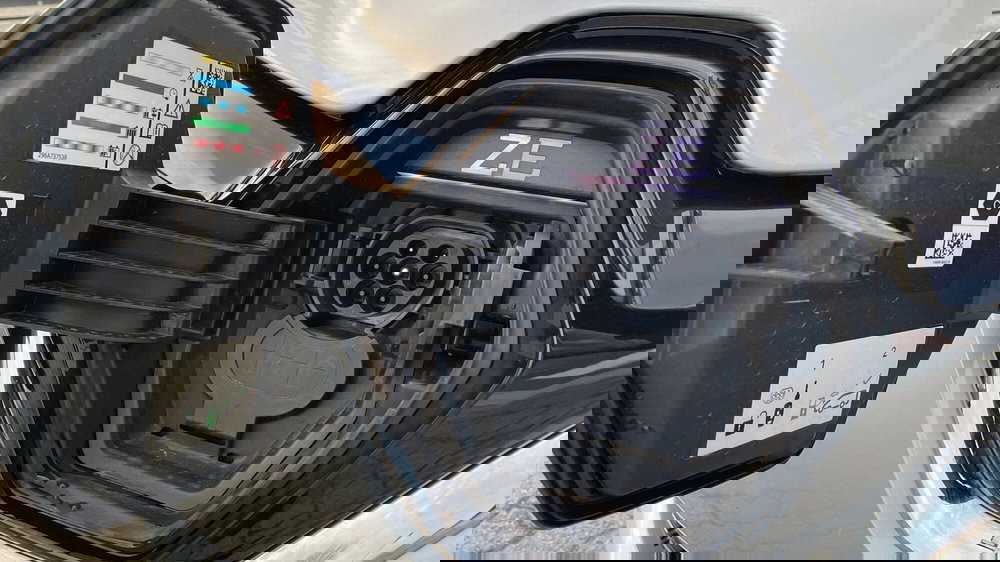 Renault Zoe usata a Varese (14)