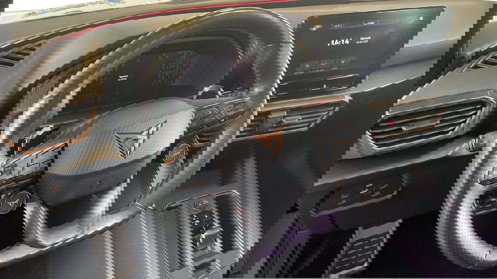 Cupra Leon usata a Varese (6)