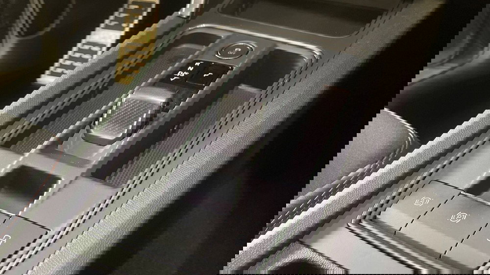 Cupra Leon usata a Varese (7)