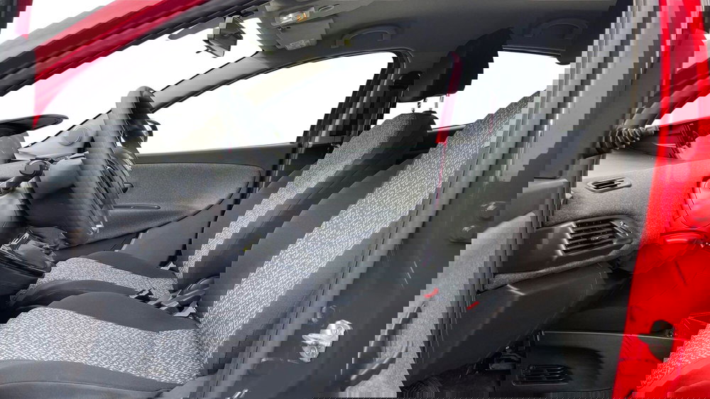 Lancia Ypsilon usata a Varese (11)