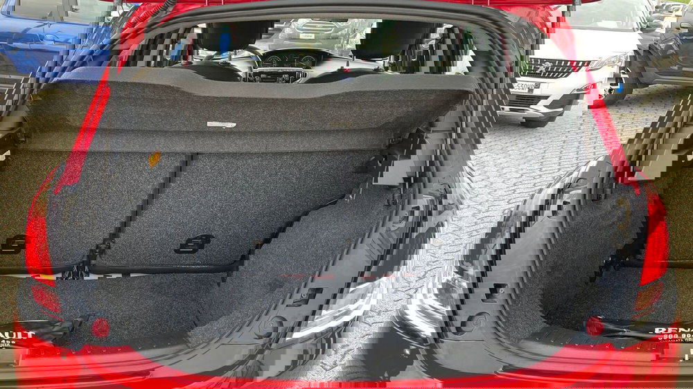 Lancia Ypsilon usata a Varese (14)