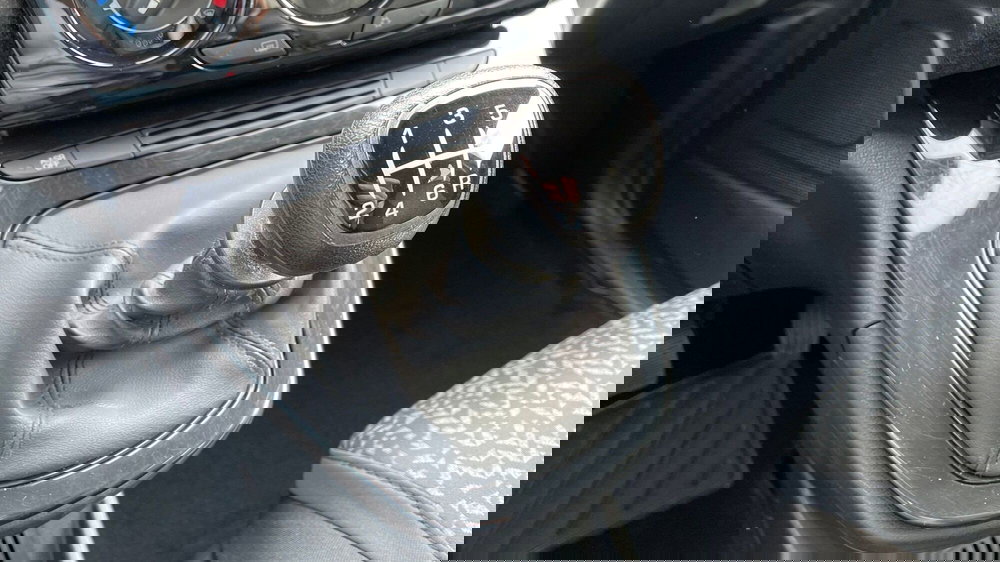 Lancia Ypsilon usata a Varese (8)