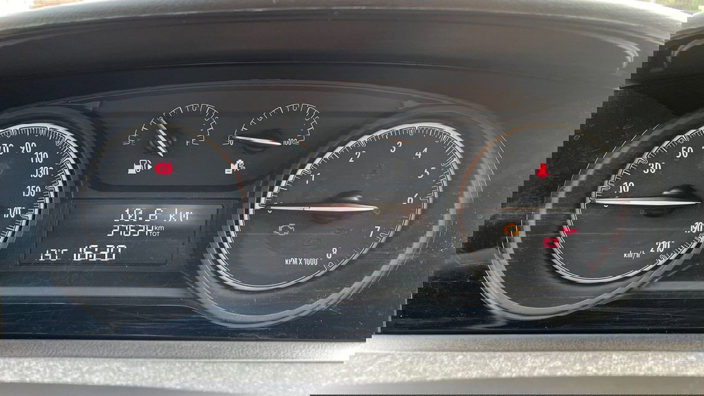 Lancia Ypsilon usata a Varese (9)