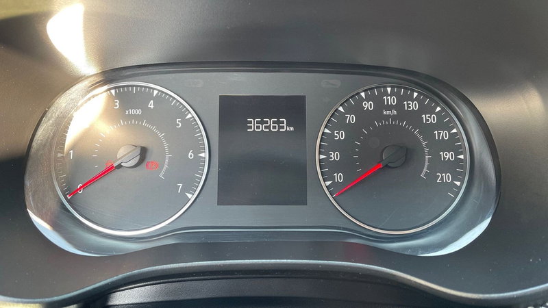 Dacia Sandero usata a Varese (9)