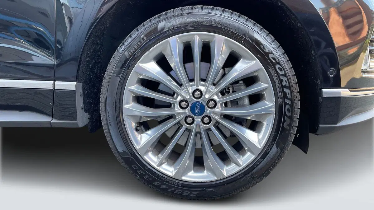 Ford Edge usata a Varese (15)