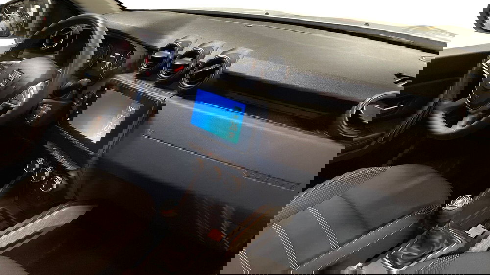 Dacia Duster usata a Varese (5)