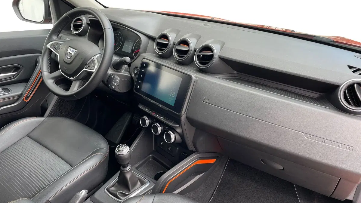 Dacia Duster usata a Varese (8)