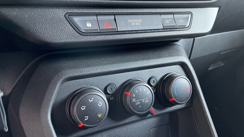 Dacia Sandero usata a Varese (10)