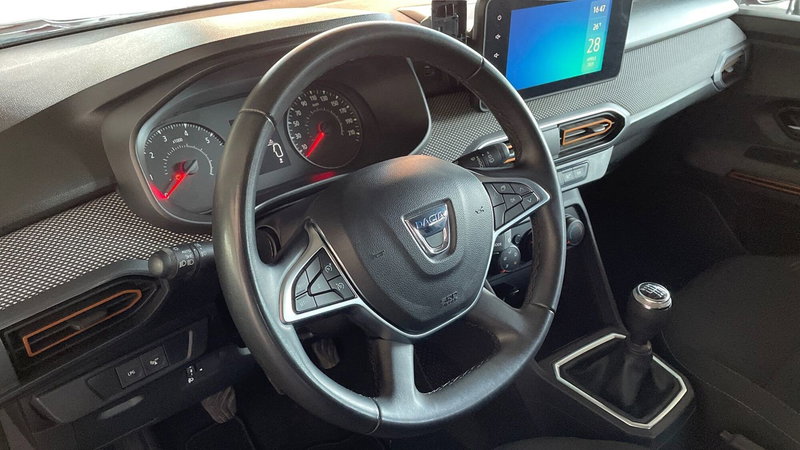 Dacia Sandero usata a Varese (6)