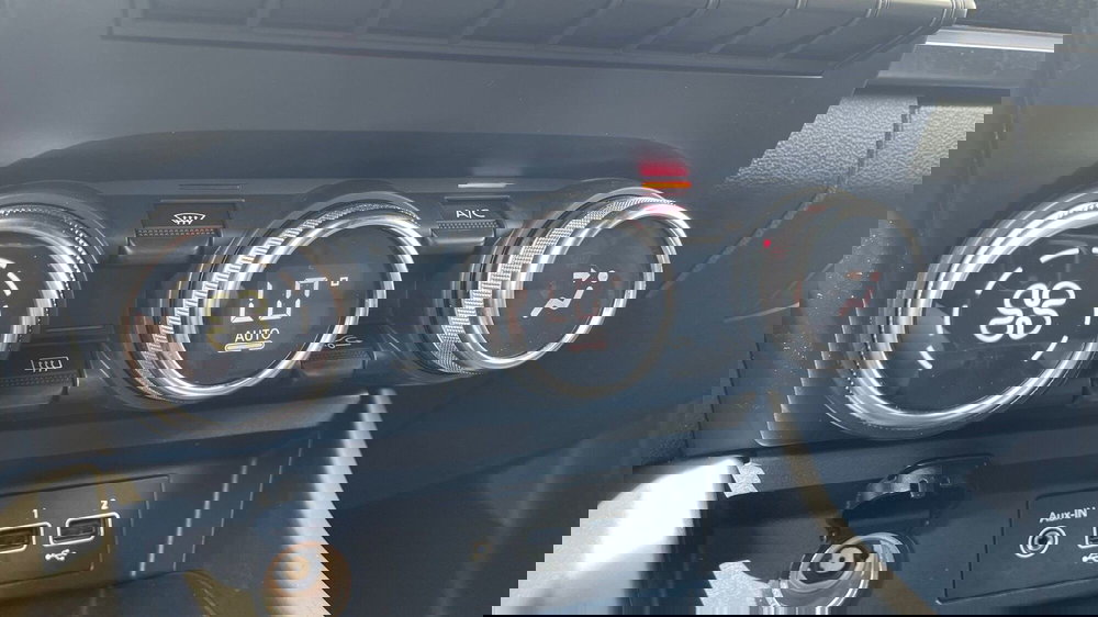 Renault Arkana usata a Varese (11)