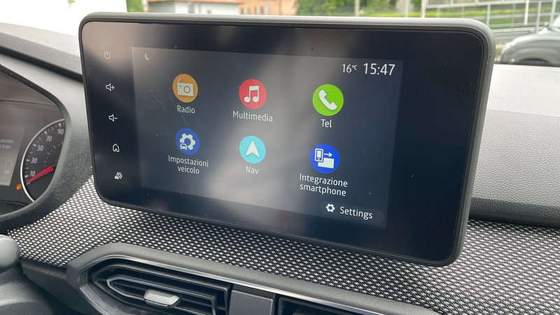 Dacia Jogger usata a Varese (5)