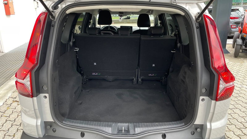 Dacia Jogger usata a Varese (8)